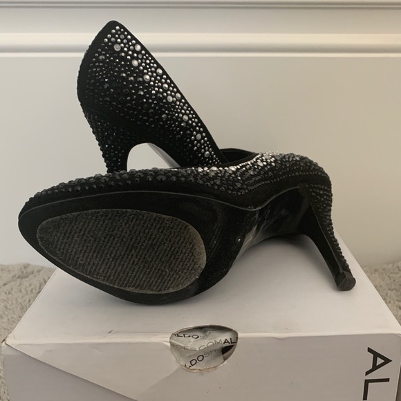 Tronchee Style Aldo Heels (Almost Brand New!) - Picture 2 of 5